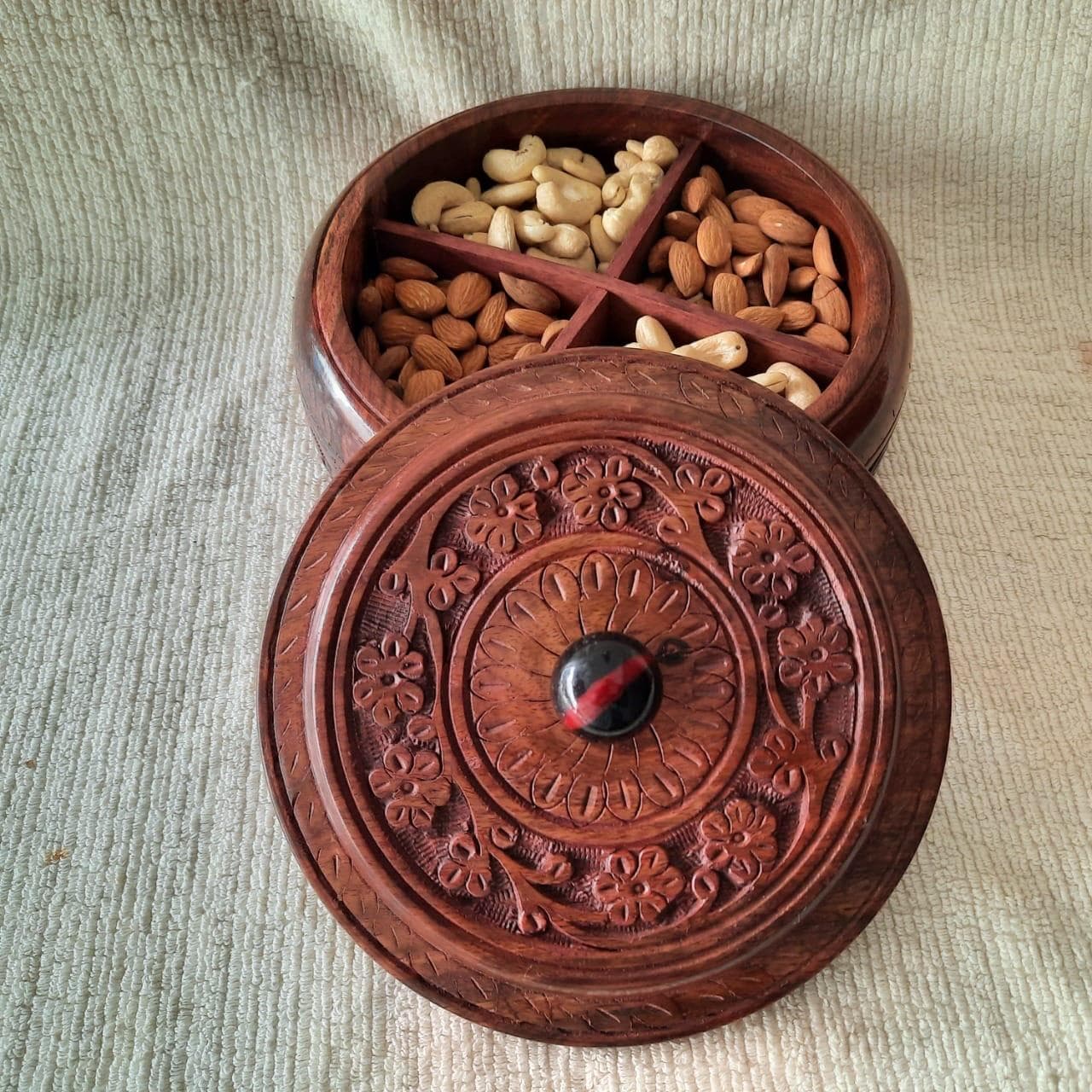 Round Lidded Wooden Dry Fruit Storage Pot (4-Section) gallery image 2